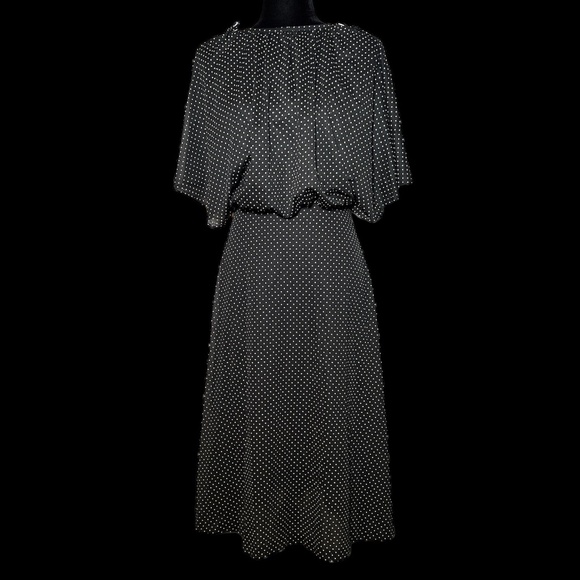 Vintage 70's - Blk/Wht Polka Dots - Butterfly Sleeve Dress - Size XS/S - Picture 1 of 7